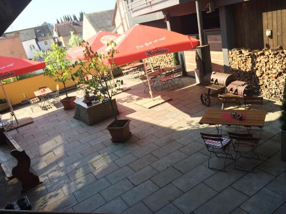 Landgasthof Zum Goldenen Loewen 莫斯巴赫 外观 照片